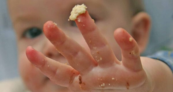 Beikost | Umstellung auf feste Nahrung beim Baby