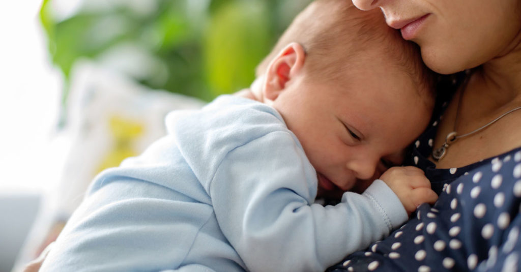 Tipps, damit Baby auch bei Hitze gut schläft