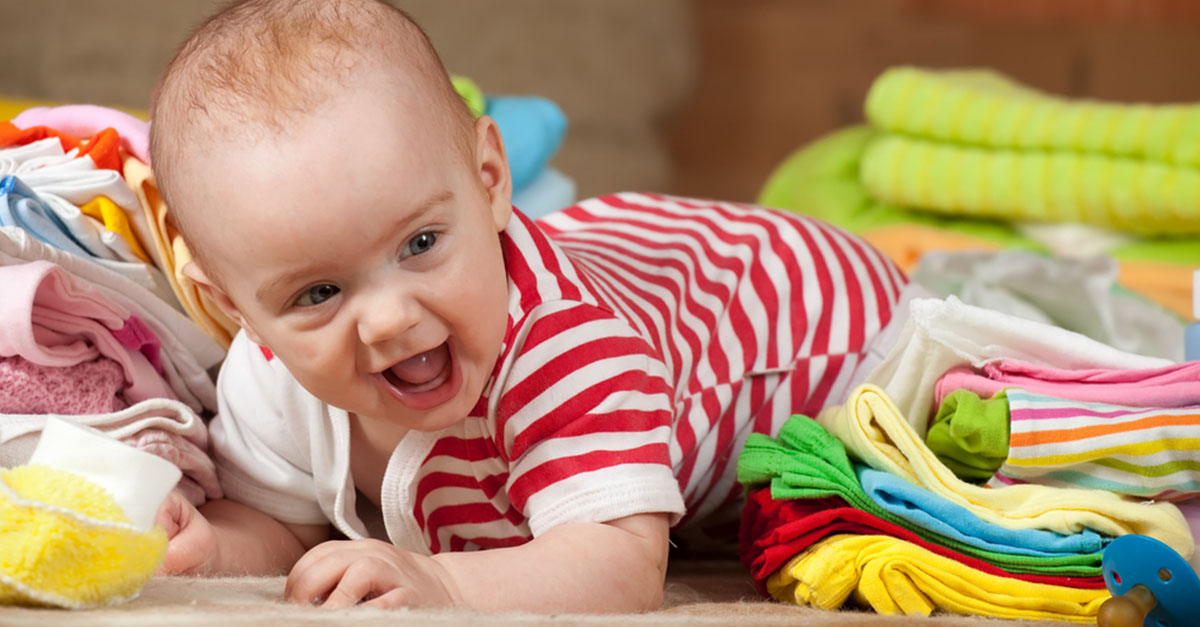 Baby richtig anziehen