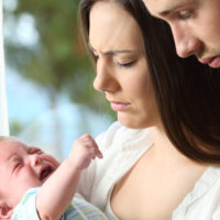 Baby schreit. Was tun?