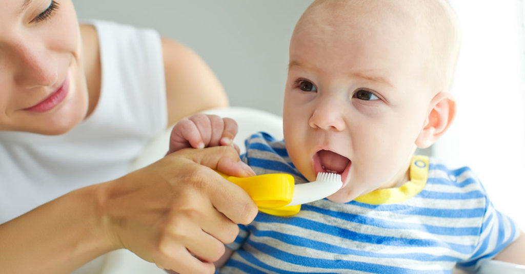 Zahnpflege bei Baby