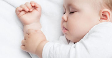 Sicherer und gesunder Babyschlaf