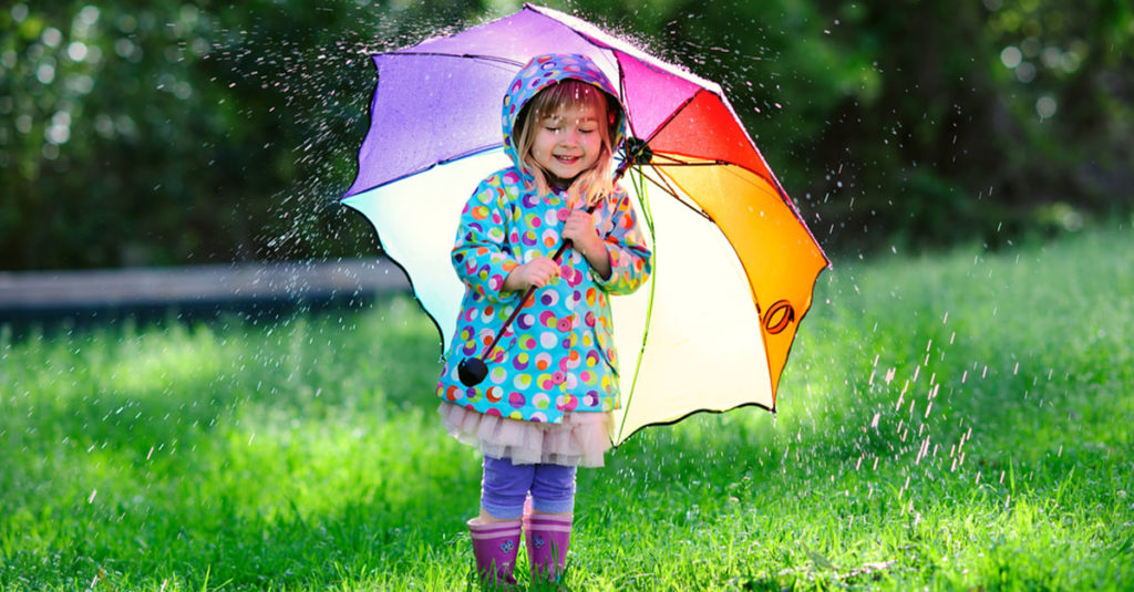 Babys Kleidung im Sommer