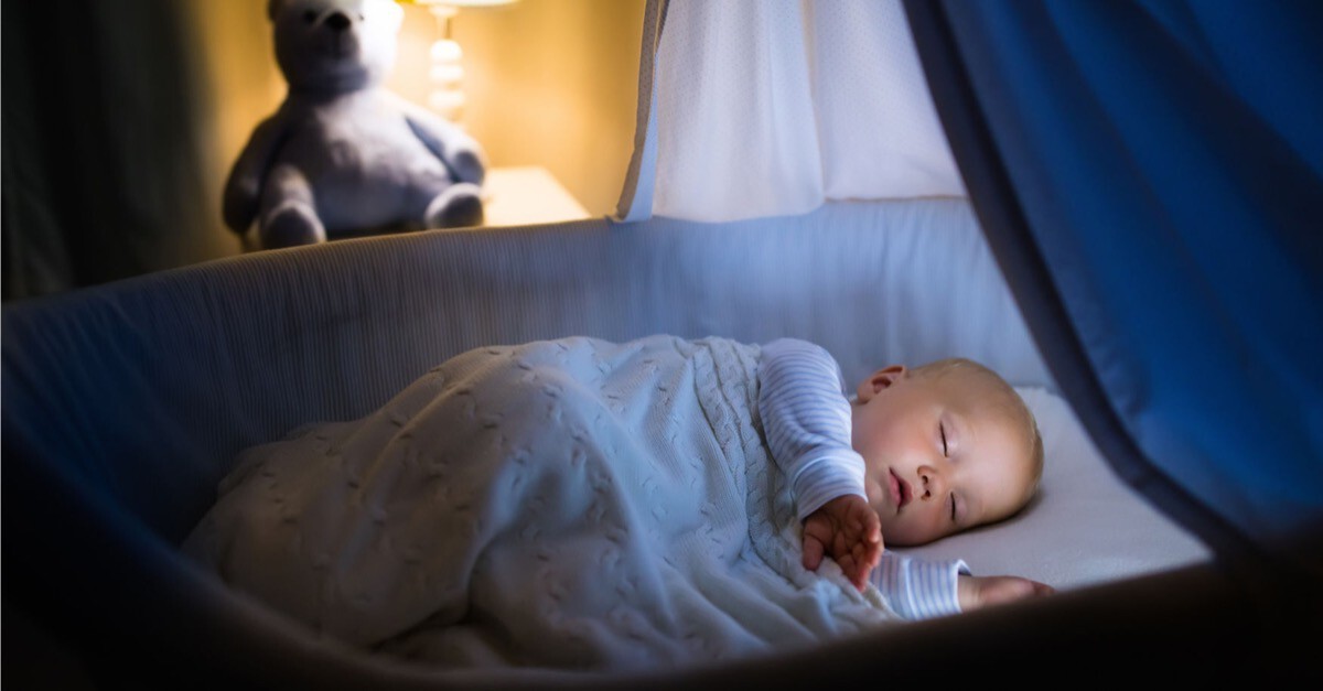 Was soll ich meinem Baby in der Nacht anziehen? Baby.at