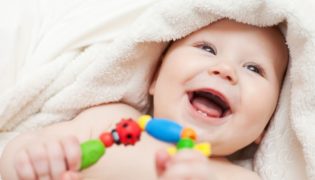 Spiele für Babys bis zum 12. Monat