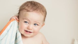Ohrenpflege bei Babys und Kleinkindern