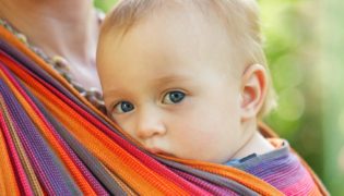Baby Tragetuch – was Sie wissen sollten