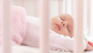 Wie viel schläft ein Baby im 3. Monat?