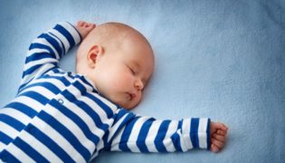 Schlafposition für ein Baby