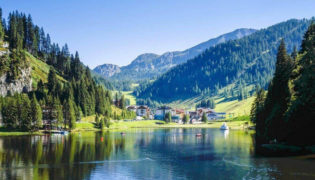 Familienhotel  Zauchenseehof – die  Familie Walchhofer feiert Jubiläum