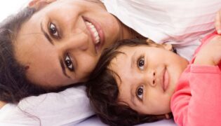 Entwicklung des Babys im ersten Lebensjahr
