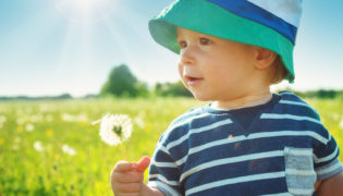 Baby anziehen im Sommer