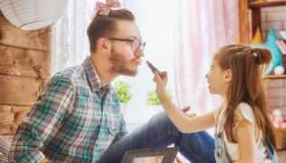 Mit Kindern aufräumen – aber wie?
