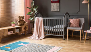 Nachwuchs im Anmarsch: die richtige Einrichtung für das Babyzimmer