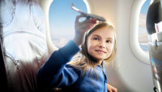 Wichtige Tipps für Flugreisen mit Kindern